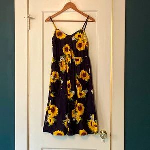 Sunflower midi spaghetti strap sundress with pockets!